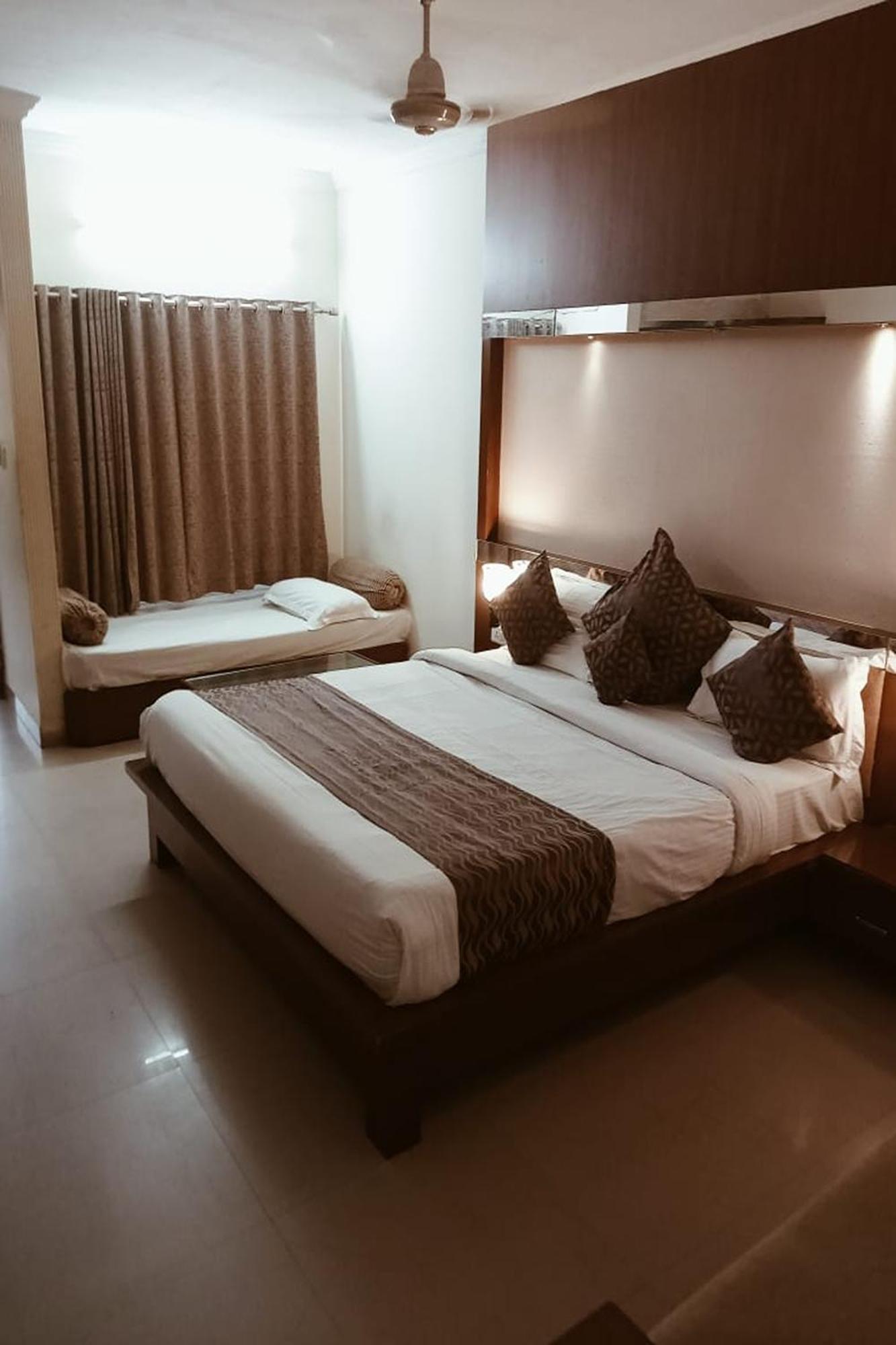 Rupis Resort Near Udaipur Airport Dabok Eksteriør bilde