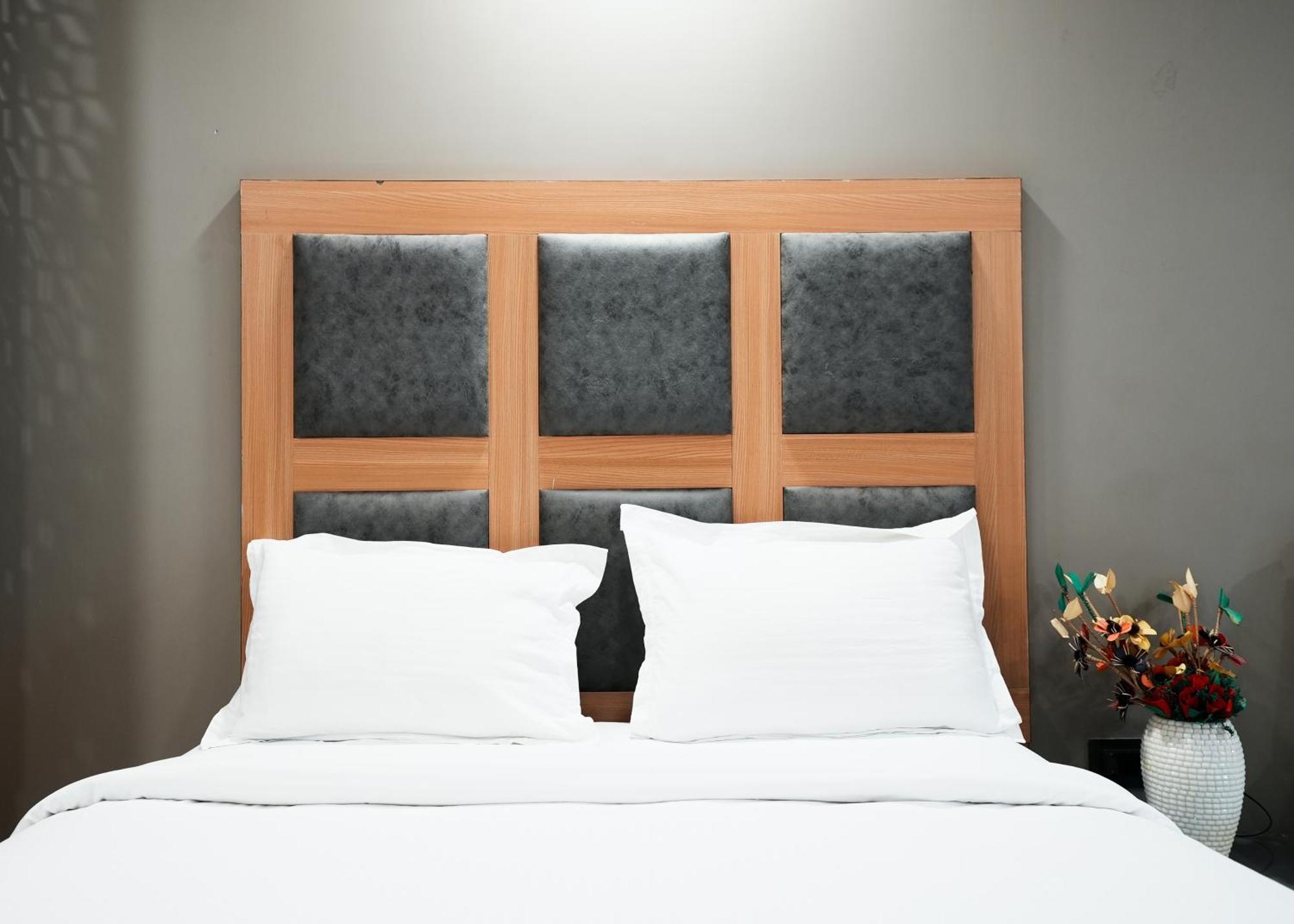 Rupis Resort Near Udaipur Airport Dabok Eksteriør bilde