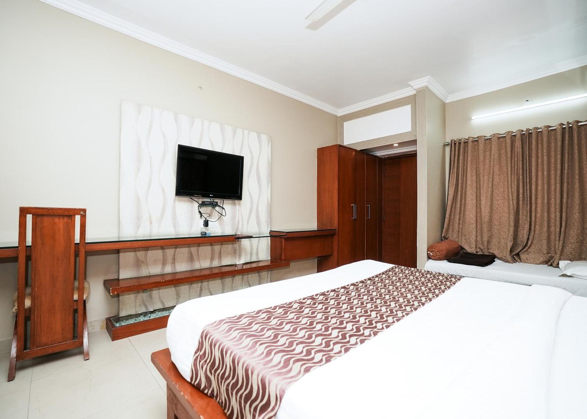 Rupis Resort Near Udaipur Airport Dabok Eksteriør bilde